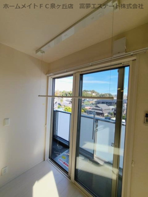 【その他】 | gracia nave(グレーシア ナヴィ) | 室内物干し　※イメージ　同物件・別号室の写真です
