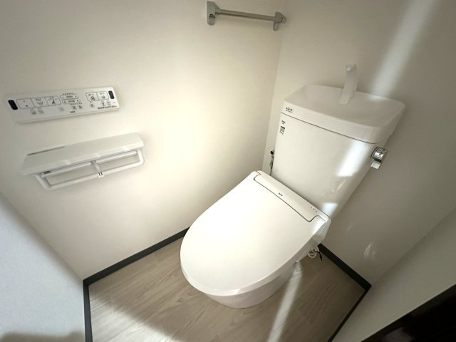 ネオハイツ垂水のトイレ