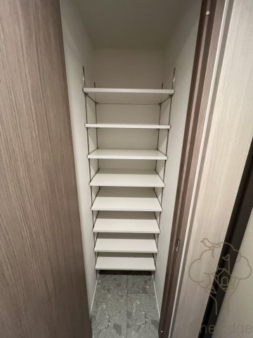 アヴェニール中崎の玄関