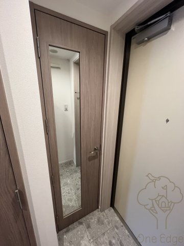アヴェニール中崎の玄関
