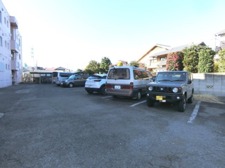 【駐車場】