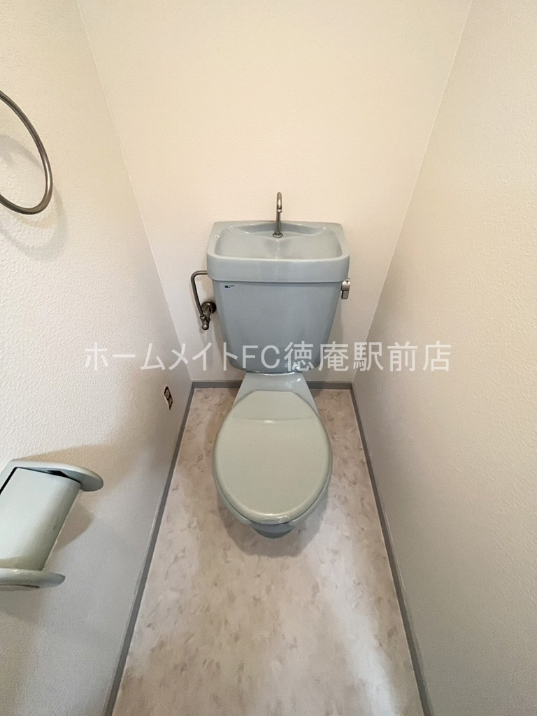 鶴見緑地ハイツ弐番館のトイレ