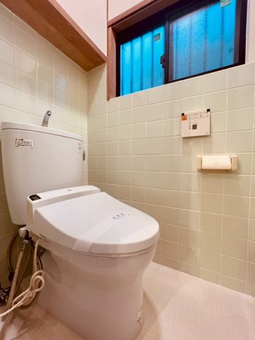 山手6丁目貸家のトイレ