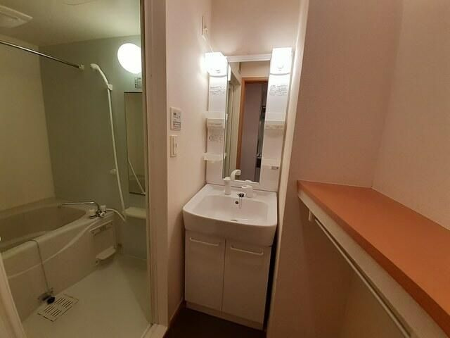 ユートピーメゾンの洗面所