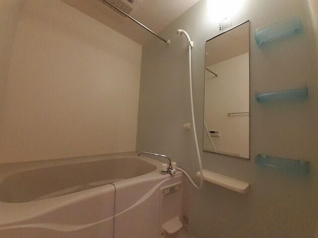 ユートピーメゾンの浴室