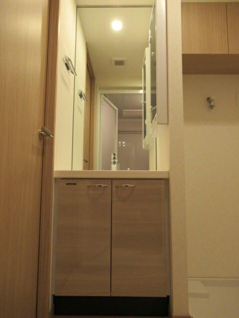 ルーブル板橋泉町壱番館の洗面所