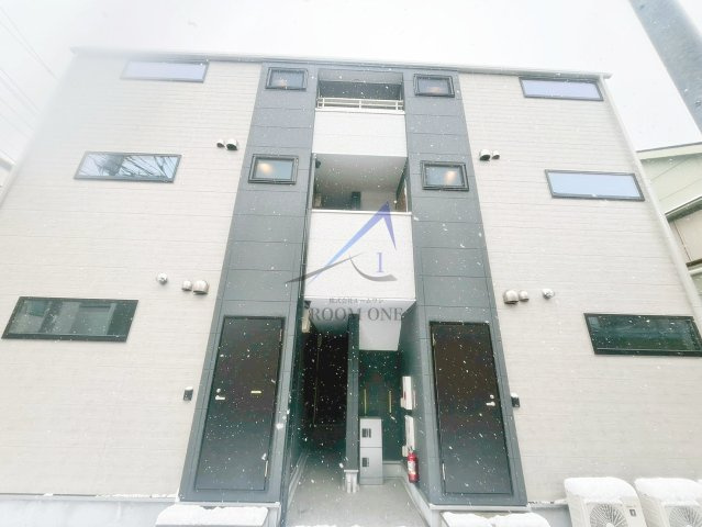 ＺＥＳＴ西新井本町