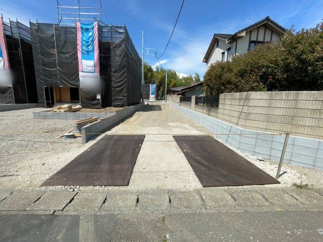 新築戸建・新築建売　太田市新田上江田町第1　綿打小学校・綿打中学校の前面道路含む現地写真