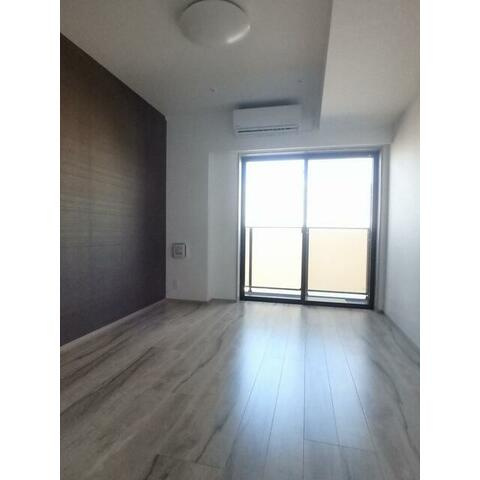 SQUARE CITY TSURUMI VEELKLEURIGの寝室