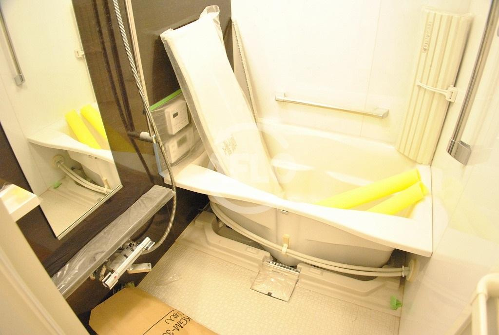 プレサンス北浜パレスの浴室|浴室