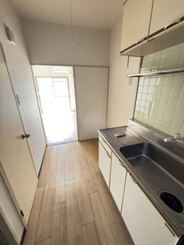 フラットサンパール