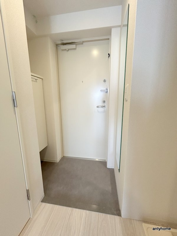 Alivis梅田North　仲介手数料無料の玄関