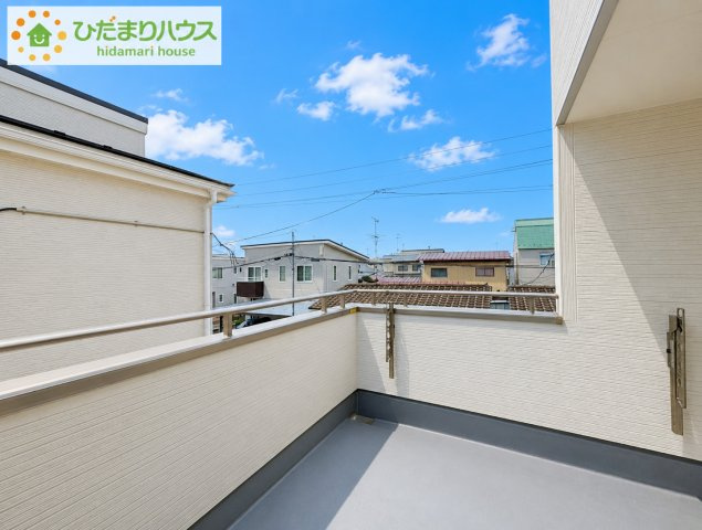 郡山市亀田２丁目第２　新築戸建　2号棟のバルコニー|人気が高いインナーバルコニーを採用♪天候を気にせず洗濯物を干せ、紫外線も気にせずに済みます(*^^)v