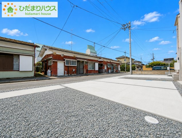 郡山市亀田２丁目第２　新築戸建　2号棟の駐車場|ご家族でお車に乗る方に！駐車場2台分あります！