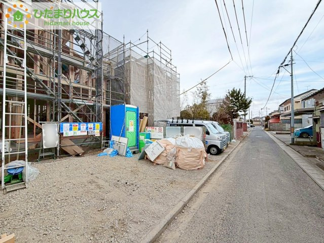 郡山市亀田２丁目第２　新築戸建　2号棟の前面道路含む現地写真|車通りも少ないので運転が苦手な方でも安心して駐車できます
