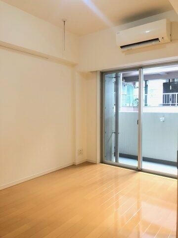 プラウドフラット早稲田の居間・リビング|☆このお部屋は仲介手数料0円です☆