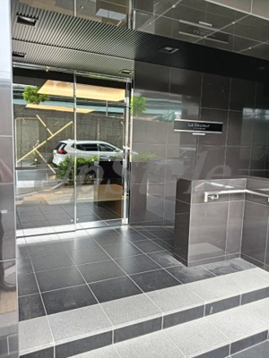 【エントランス】 | ラドゥセール四ツ木ウエスト