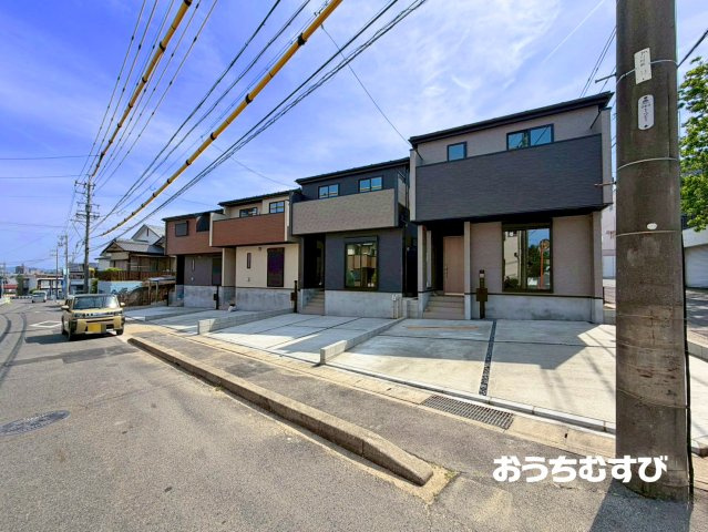 守山区大屋敷004(全4棟)の前面道路含む現地写真