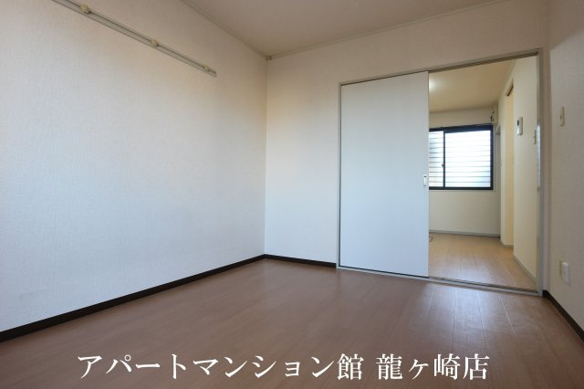 はなみずきの寝室