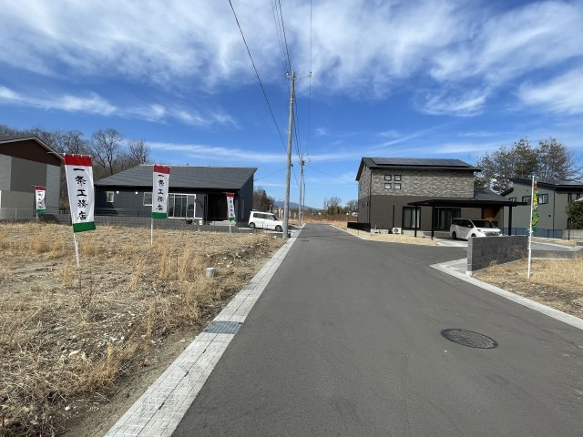 新築戸建・新築建売　那須塩原市春日町第1　埼玉小・厚崎中の前面道路含む現地写真|開発道路のため近隣の方のみが利用する道路！安心して生活ができます！