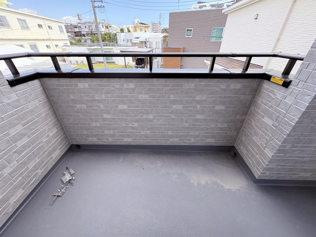 HT沖縄市東1丁目（全3棟）A号棟　お得なキャンペーン中♪のバルコニー