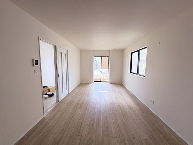 HT沖縄市東1丁目（全3棟）A号棟　お得なキャンペーン中♪の居間・リビング