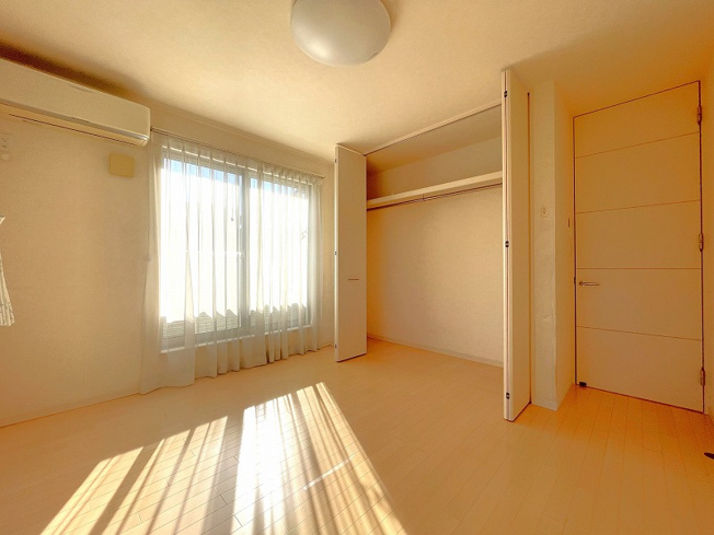 【子供部屋】 | 板橋区赤塚5丁目　中古一戸建住宅　（成増店） | 各部屋に収納設備を完備