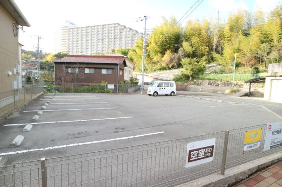 グランヴィラサンの駐車場|☆神戸市垂水区　グランヴィラサン☆