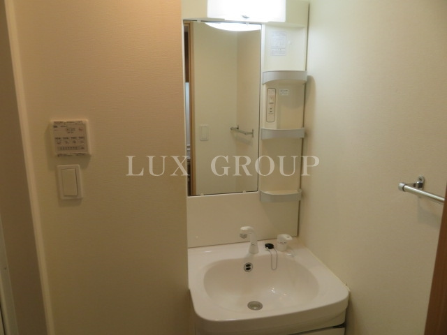 【独立洗面台】 | リブリ・花