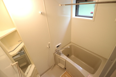 【浴室】 | グリチネ | ハウスメーカー施工☆神戸市垂水区　グリチネ　賃貸☆