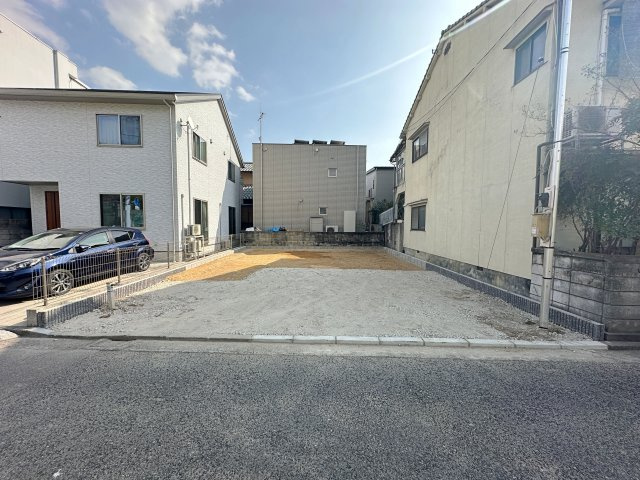 ●西区草津東2丁目