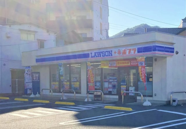 ●西区草津東2丁目の周辺|最寄りのコンビニまで徒歩約4分