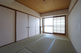 【その他】 | 志木ニュータウン中央の森参番街8号棟 | 和室入口ドアも新規造作済み
