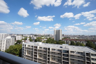 【バルコニー】 | 志木ニュータウン中央の森参番街8号棟 | バルコニーから一面見渡せます♪