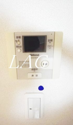 【セキュリティ】 | シンフォニア | モニター付きインターホンです。