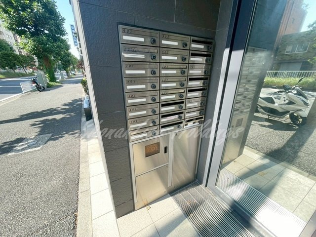 YSC横浜ビルのエントランス|おしゃれなエントランス♪