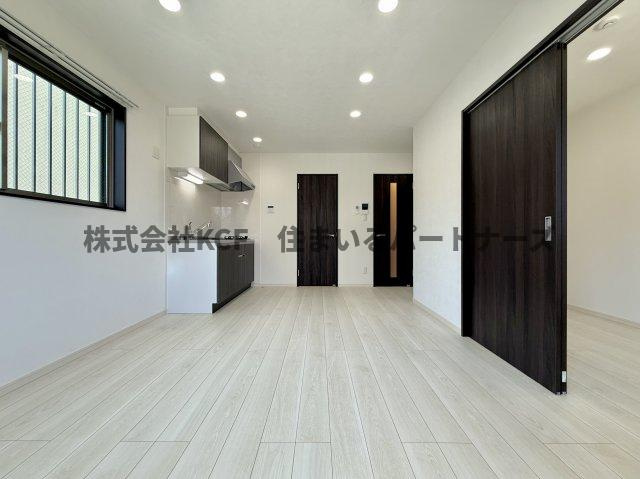 THE NOBLES 久留米西町の居間・リビング|使いやすい居間です