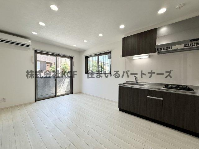 THE NOBLES 久留米西町の居間・リビング|こちらの居間で趣味の時間をお楽しみください