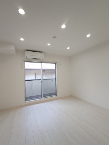 THE NOBLES 諏訪野町Ⅱの居間・リビング|ゆったり過ごせる居間です