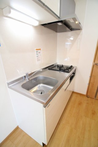 lapislazuli寺町のキッチン|きれいなキッチンです