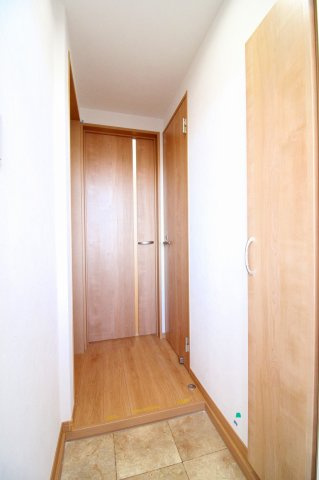 lapislazuli寺町の玄関|明るい玄関です