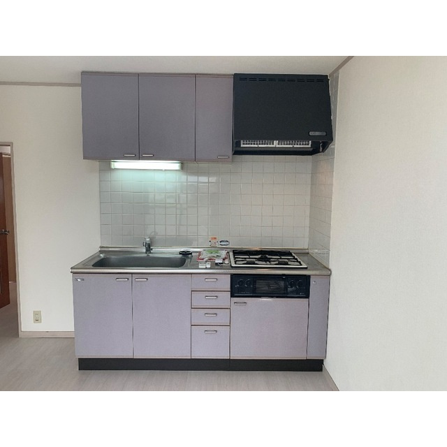 グリーンハイツ島野のキッチン|使いやすいキッチンです