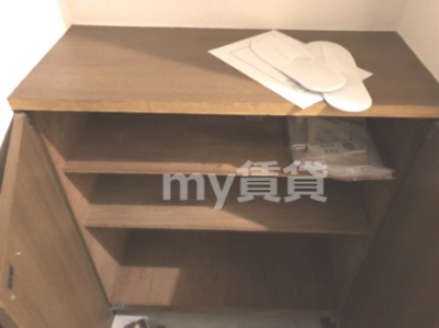 【玄関】 | アルペジオ目白 | 別号室