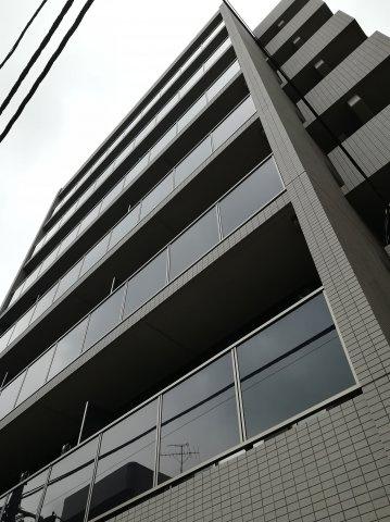 クレイシア両国カルミナの外観