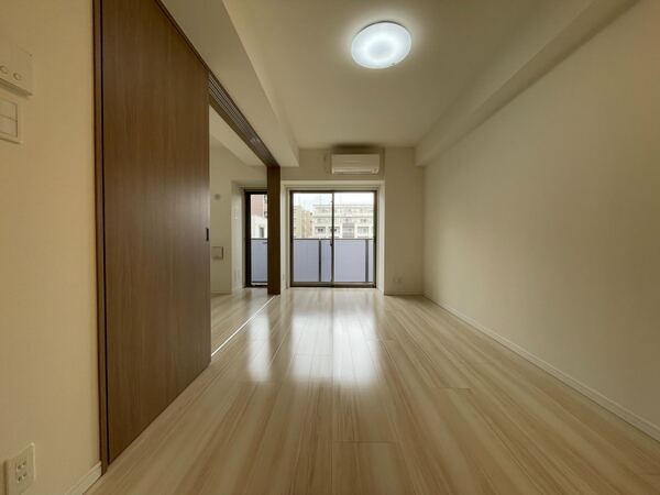 クレイシア両国カルミナの居間・リビング