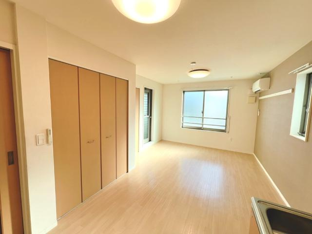 メゾン・ド・エーグルの居間・リビング|室内