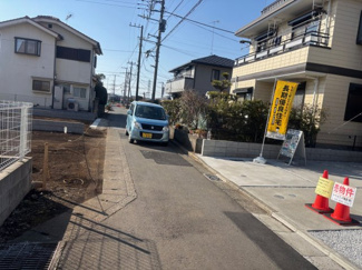 【前面道路含む現地写真】 | 泉区和泉町　新築分譲住宅　全1棟 | 前面道路