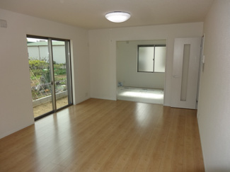 【居間・リビング】 | 泉区和泉町　新築分譲住宅　全1棟 | 同施工会社施工例