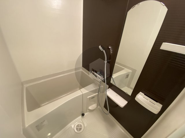 Luxe布施東2の浴室