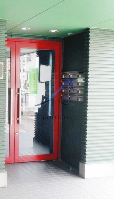 らぶにーるのエントランス|エントランスです。